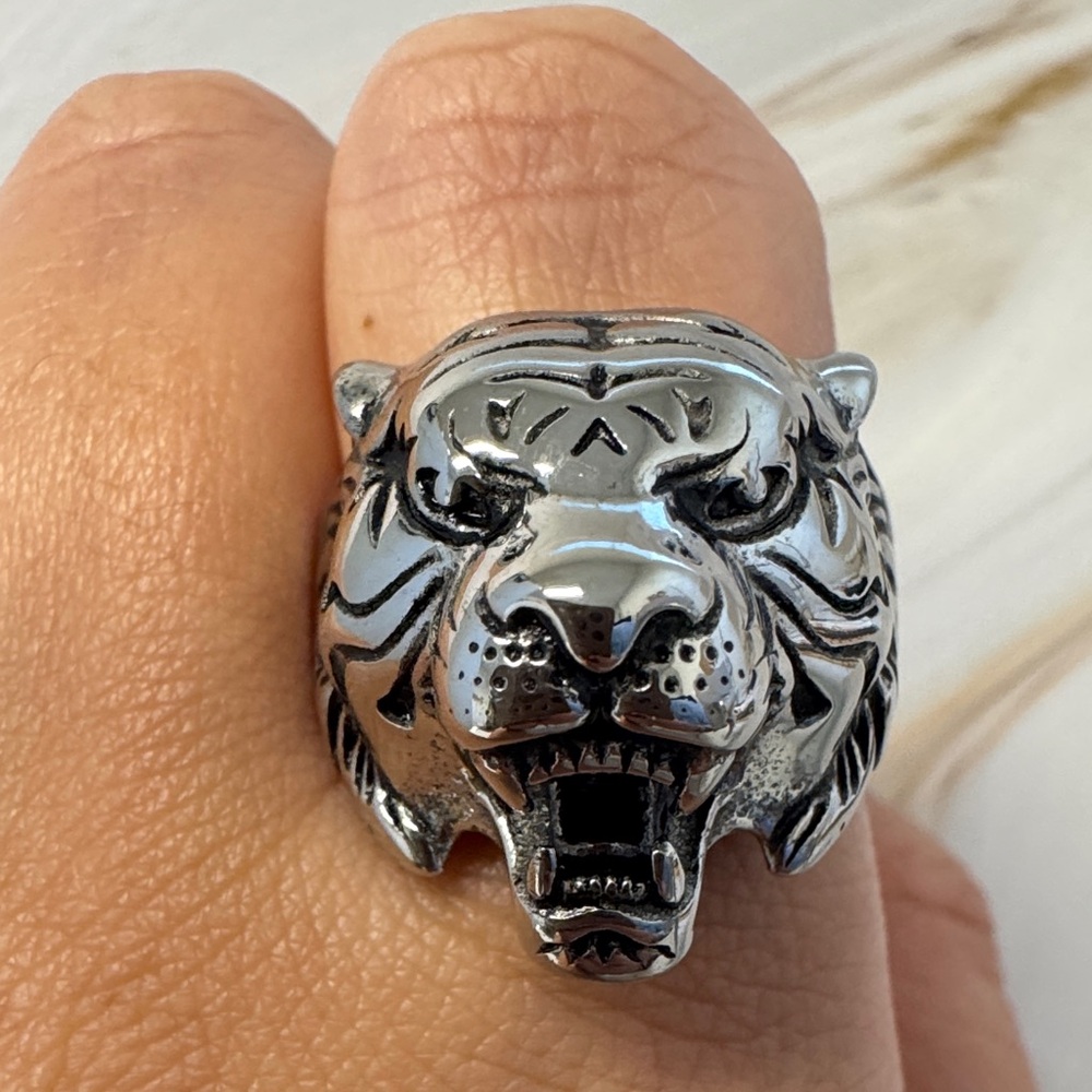 Silver Tiger Head Ring, Amazing Detail